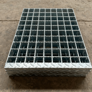 catwalk grating, решетка для подиума